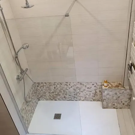 Spacieux Pour 4 Pers, Proche Arc De Triomphe Et Champs-elysees Apartment *